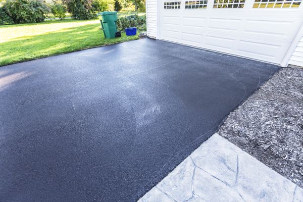 Blacktop Driveway Service in Berkeley